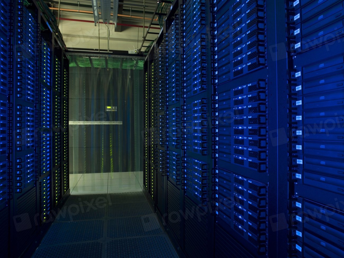 Data centre aisle
